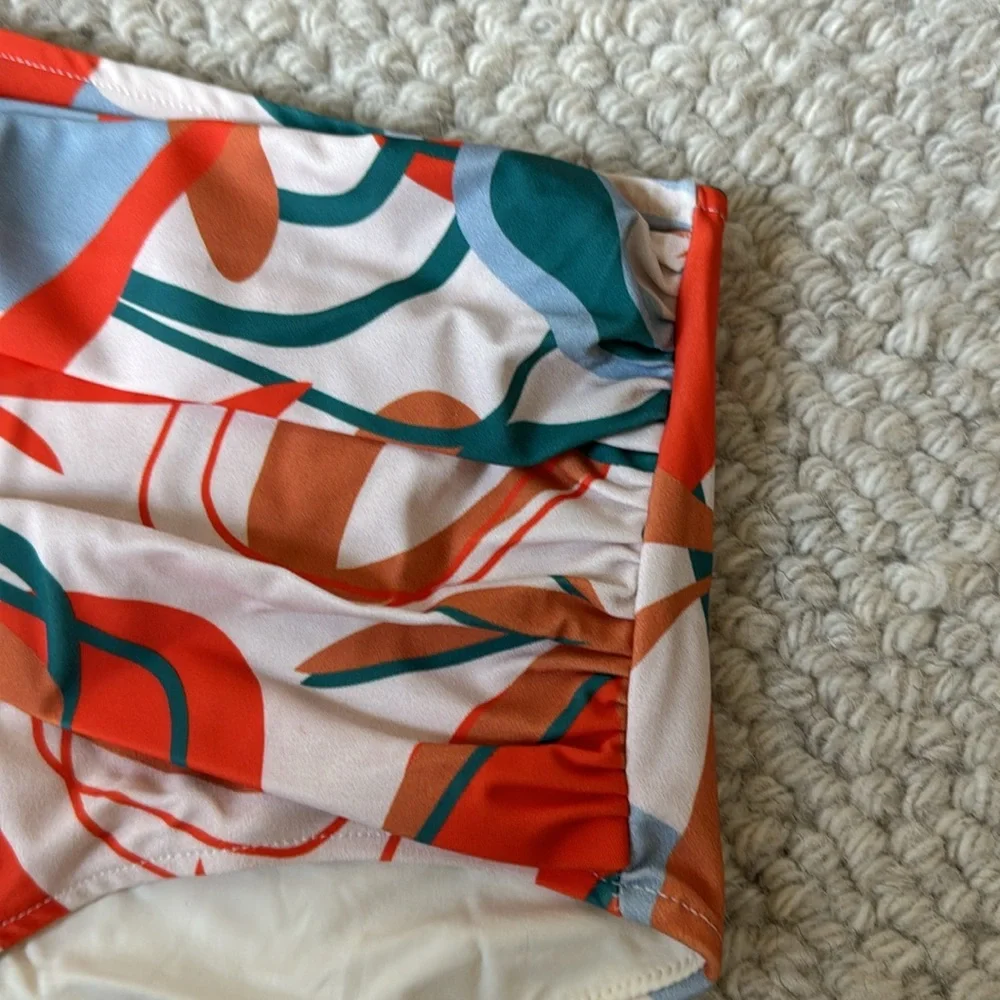 PatBo Swimsuit. Size small. Perfect condition! - Picture 4 of 8